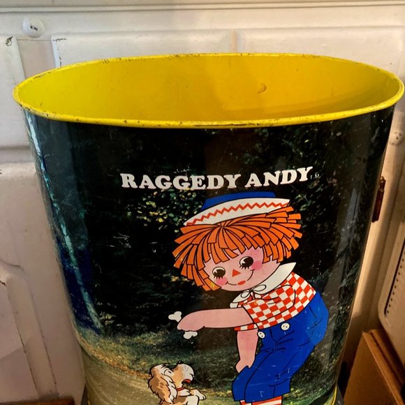 Raggedy Ann/Andy wastebasket - Picture 3 of 7